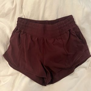 Lululemon Hotty hots